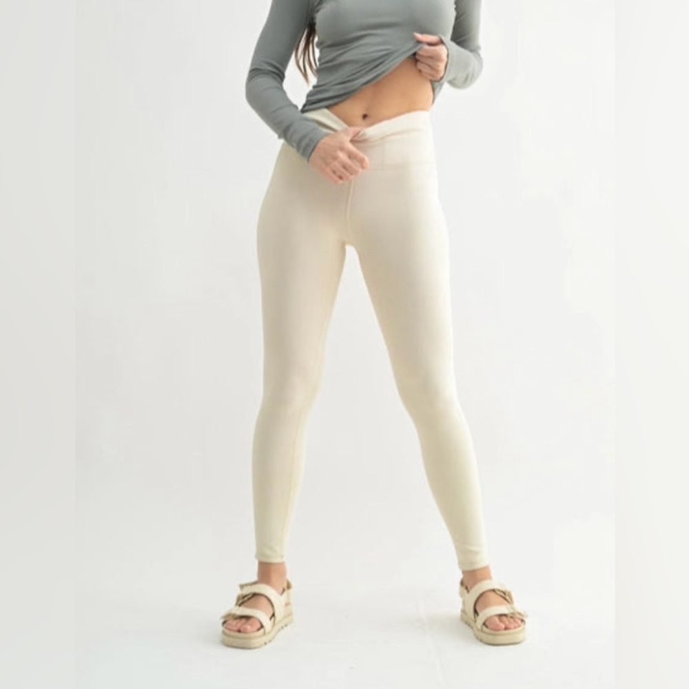 Mono B Off-White/Ivory Micro Ribbed Leggings Sizes Various NWOT